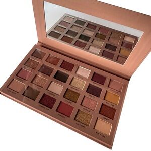 Ciate London Brazilian Glow Eyeshadow Palette with Matte and Metallic Shades NEW